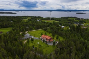 Korpihillan kartano ilmakuvassa