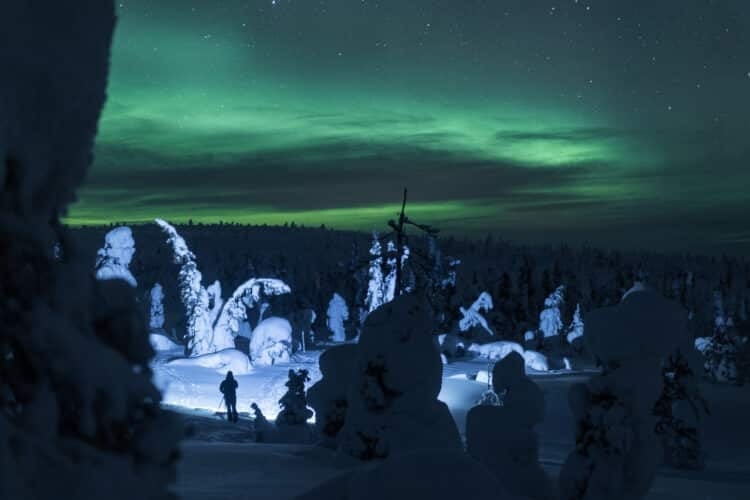 Revontulien valokuvaaja Riisitunturilla